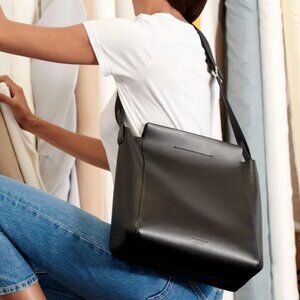 Everlane The Form Bag Black